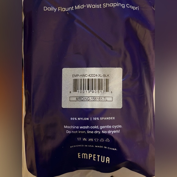 NWT Shapermint Empetua Flaunt Mid-Waist Shaping Capri - Picture 6 of 6